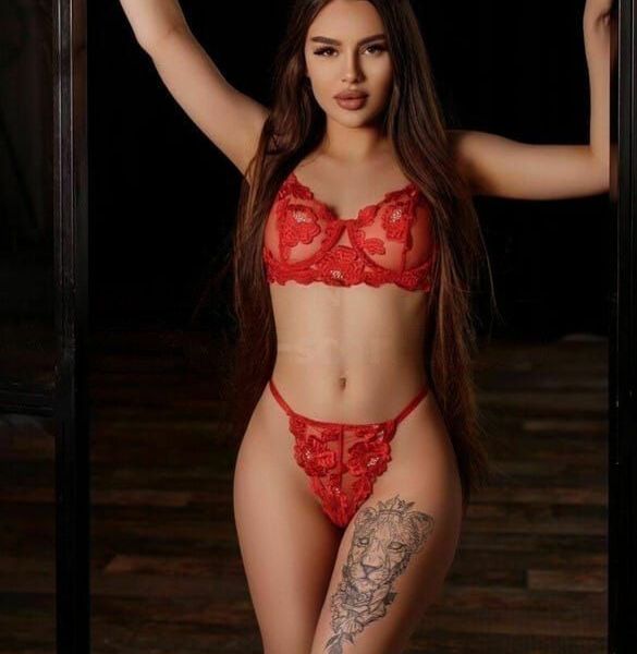 Anna is a young girl who recently works as an escort. She is a beautiful, interesting, friendly baby who will give you unforgettable pleasure.