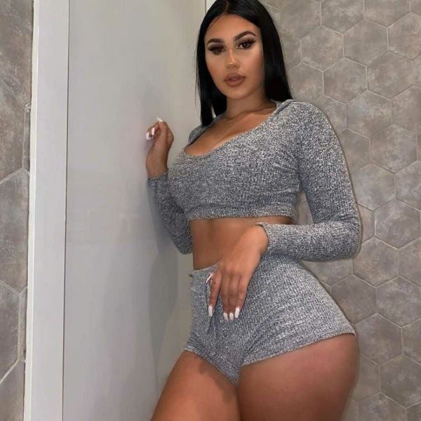 Hello! I'm a professional Romanian escort model. I'm available in this city for services. Contact me for in call and out call services at affordable prices. My name is Julian and i'm that kind of girl you will certainly cherish every moment spent with and desire everyday.