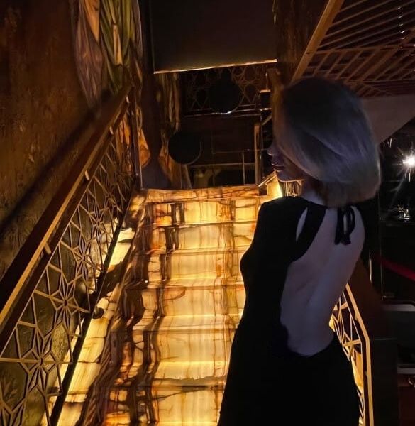 Hello honey🥰!I am 21 years old, I am sexy and attractive. What else do you need to spend time together?I have a perfect body, an awesome skin and pretty appearance. I always do my service in the best way. Do not waste time, come in soon to load into the world of relaxation🤤❤️ With love Adelin🫦