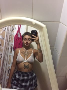 Mia