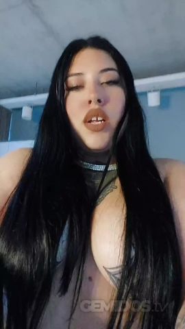 Alexxa 